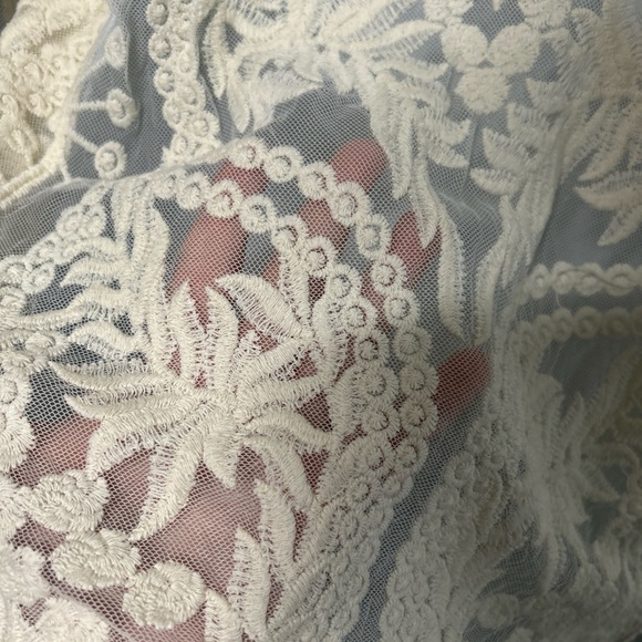 ULTRA PINK Ivory Sheer Lace Mesh Top Women’s Medium Floral Romantic  Dainty Y2K - Picture 7 of 16